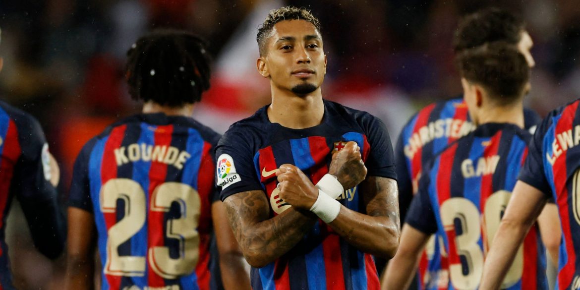 Bayern Munich: Bayern renew interest in "extraordinary" Barcelona star