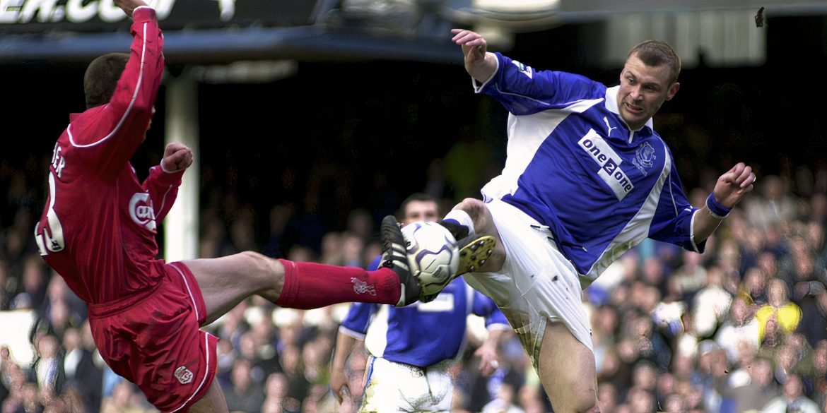 Duncan Ferguson 2.0: Everton made "big offer" to sign £26m "Ferrari"